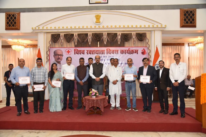 विश्व रक्तदाता दिवस पर राज्यपाल ने किया सम्मानित, बालोद के रक्तवीर दिलीप कौशिक बने प्रेरणा स्रोत