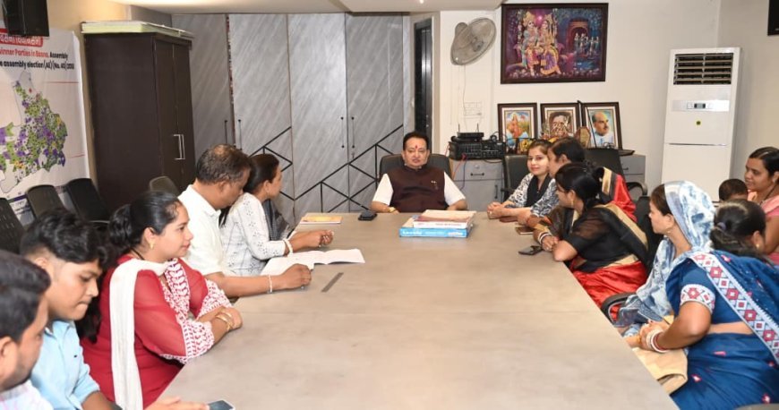 बसना में जिला स्तरीय महिला सम्मेलन की तैयारियां तेज, विधायक संपत अग्रवाल ने दिए आवश्यक निर्देश