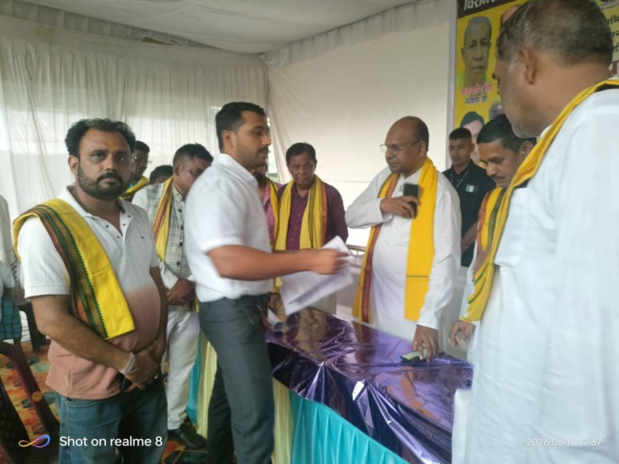 SECL कार्यालय के सामने गोंडवाना गणतंत्र पार्टी का धरना, ठेका श्रमिकों के अधिकारों को लेकर सौंपा 16 सूत्रीय ज्ञापन