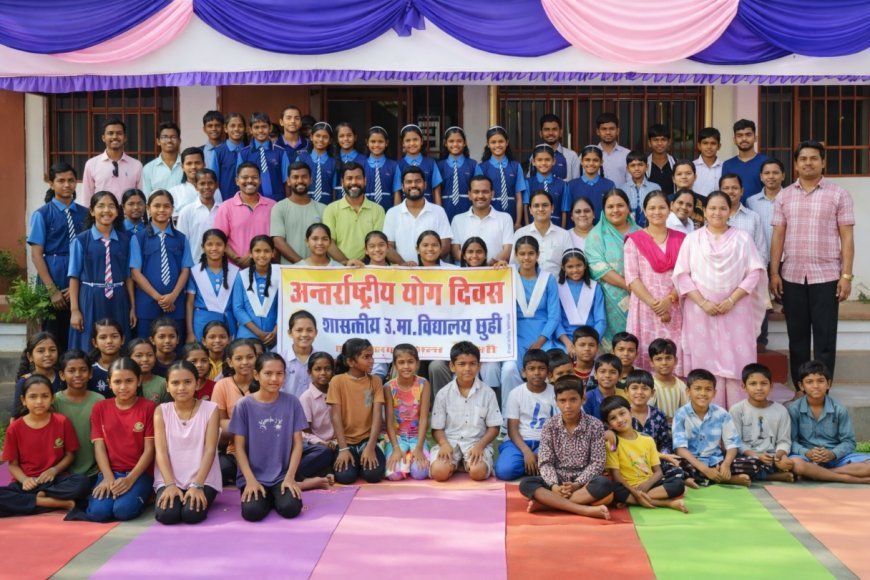 छुही में योग दिवस पर भारतीय सेना के जवान के साथ विद्यार्थियों ने किया योगाभ्यास