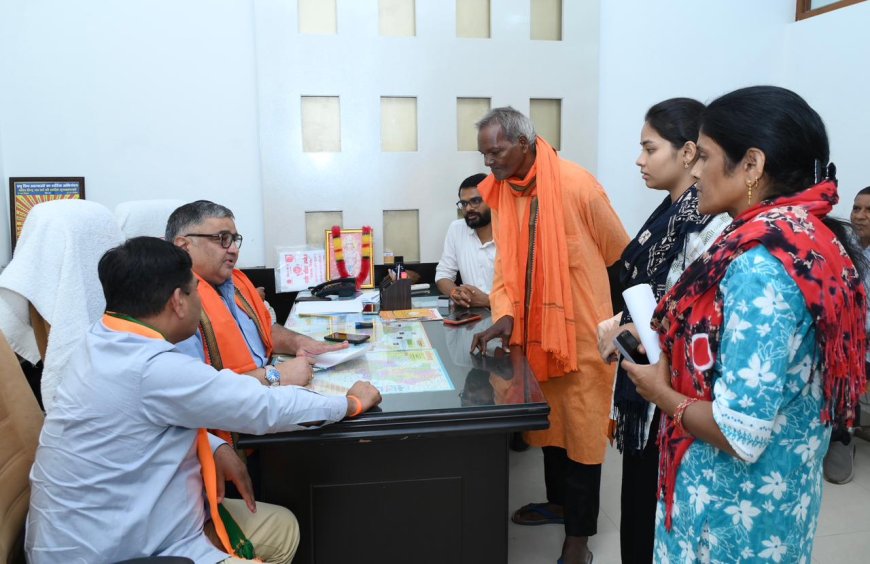 सहयोग केंद्र में राजेश अग्रवाल ने सुनी कार्यकर्ताओं की समस्याएं, 125 से अधिक लोगों से किया संवाद
