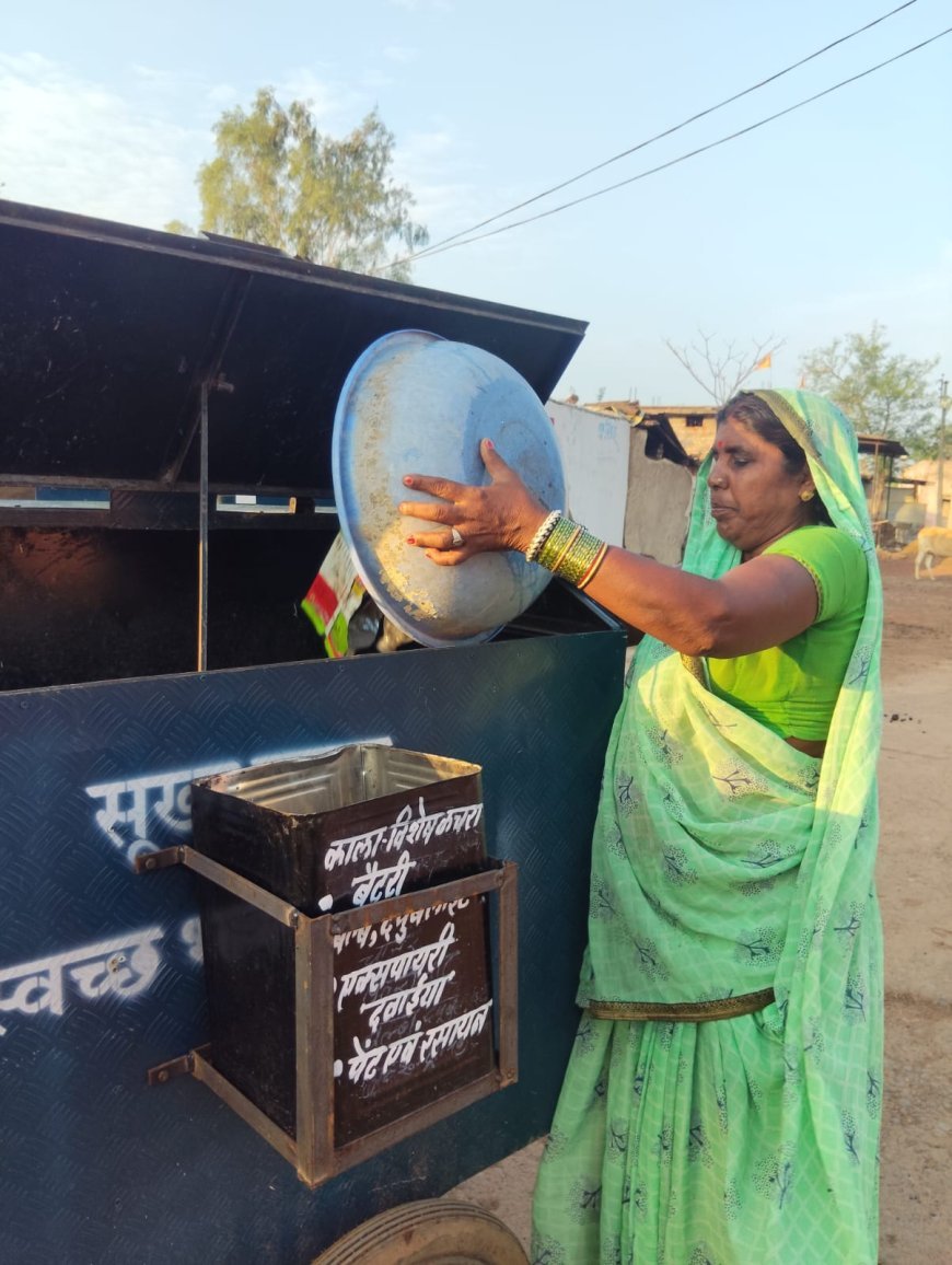 चार डिब्बों में कचरा संग्रहण के लिए चल रहा जागरूकता अभियान, गांव-गांव पहुंच रही स्वच्छता टीम