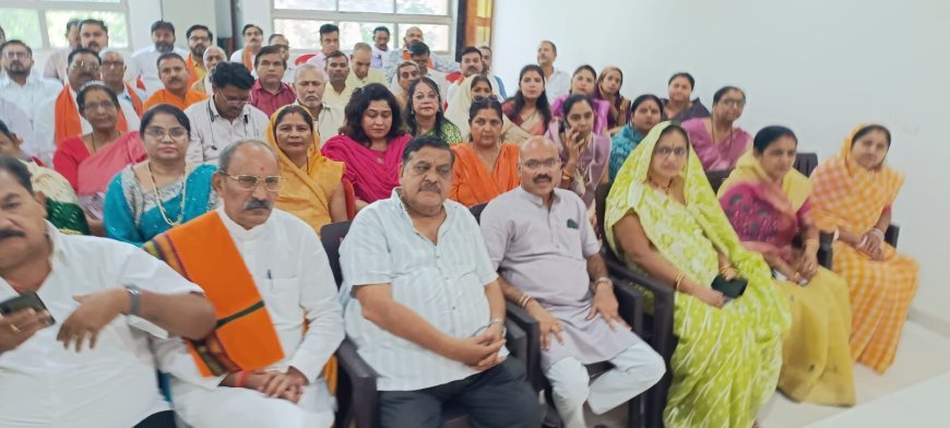 डॉ. श्यामा प्रसाद मुखर्जी के बलिदान दिवस पर भाजपा कार्यकर्ताओं ने दी श्रद्धांजलि