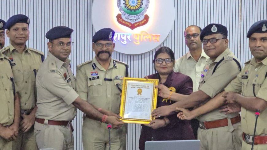 जशपुर पुलिस का हेलमेट जागरूकता अभियान गोल्डन बुक ऑफ वर्ल्ड रिकॉर्ड्स में दर्ज