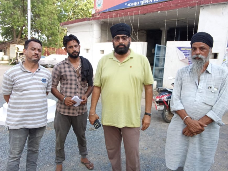 एनएच-53 पर पलटे प्याज से भरे ट्रक के बाद लूट के आरोप, कार्रवाई में देरी पर उठे सवाल