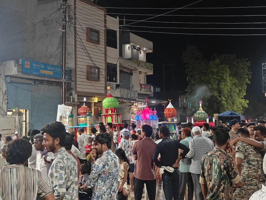 बसना और पिथौरा में शांतिपूर्ण माहौल में निकला मोहर्रम का ताजिया, बारिश के बीच अकीदतमंदों ने निभाई परंपरा