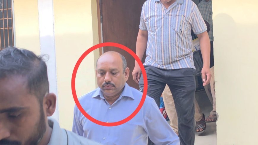 नामांतरण के बदले रिश्वत मांगने वाला फरसगांव तहसील का रीडर ACB के ट्रैप में गिरफ्तार