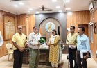 नारायणपुर में सेवानिवृत्त कर्मचारियों को मिला पेंशन प्राधिकार पत्र, कलेक्टर ने किया सम्मानित