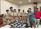 सिंगरौली पुलिस ने लौटाए 70 गुम मोबाइल, 14 लाख रुपये के फोन मालिकों को मिले वापस