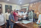 कलेक्टर के आश्वासन पर पेंड्रा बायपास को लेकर पत्रकारों का आंदोलन समाप्त, जल्द सड़क निर्माण की उम्मीद