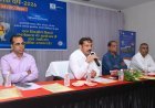 प्रधानमंत्री फसल बीमा योजना का लाभ हर पात्र किसान तक पहुंचाएं: कलेक्टर गोपाल वर्मा