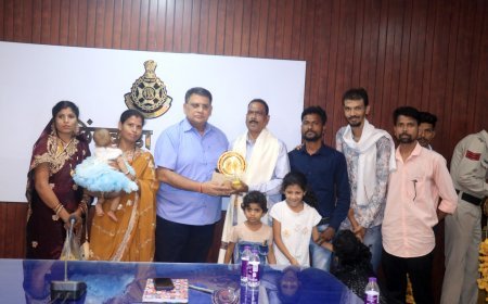 छिंदवाड़ा पुलिस में सेवानिवृत्त अधिकारियों-कर्मचारियों को भावभीनी विदाई, पुलिस अधीक्षक ने दी शुभकामनाएं