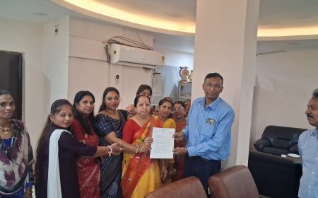 स्थानीय रोजगार और सुविधाओं की मांग को लेकर कांग्रेस ने AM/NS प्रबंधन को सौंपा ज्ञापन