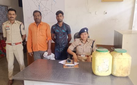 ऑपरेशन प्रहार के तहत कोनी पुलिस की बड़ी कार्रवाई, 24 लीटर अवैध महुआ शराब के साथ दो आरोपी गिरफ्तार