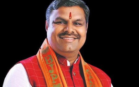 हाईकोर्ट ने स्कूलों में मंत्रोच्चार पर लगाई मुहर, याचिका खारिज