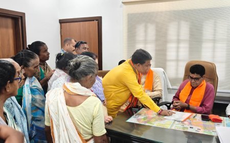 सहयोग केन्द्र में टंकराम वर्मा ने सुनी कार्यकर्ताओं की समस्याएं, अधिकारियों को दिए त्वरित कार्रवाई के निर्देश