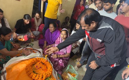 सांसद विजय बघेल ने पंडवानी की अमर स्वर सम्राज्ञी तीजन बाई को दी भावभीनी श्रद्धांजलि