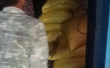 बेमेतरा में उर्वरक कालाबाजारी पर बड़ी कार्रवाई, 275 बोरी अवैध यूरिया जब्त