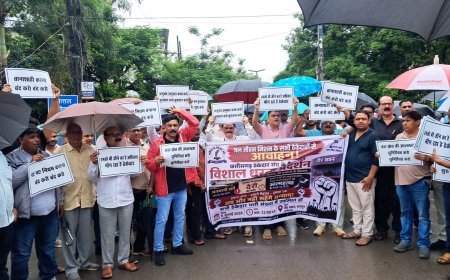 जल जीवन मिशन के ठेकेदारों का रायपुर में प्रदर्शन, लंबित भुगतान की मांग तेज