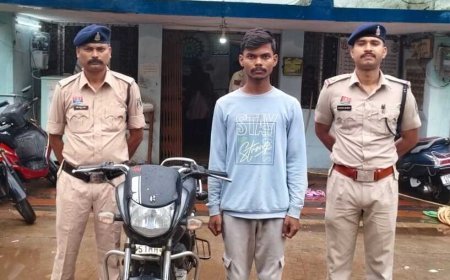 दुर्ग: बुजुर्ग दंपत्ति से लूट करने वाला आरोपी 24 घंटे में गिरफ्तार, हथियार और बाइक बरामद