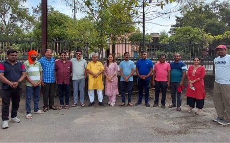 जलभराव की सूचना मिलते ही राजा तालाब पहुंचे विधायक पुरन्दर मिश्रा, अधिकारियों को दिए तत्काल कार्रवाई के निर्देश