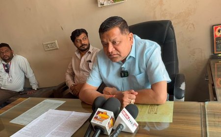 आलीराजपुर में खुले में मिले सरकारी रिकॉर्ड का मामला गरमाया, SIT जांच की उठी मांग