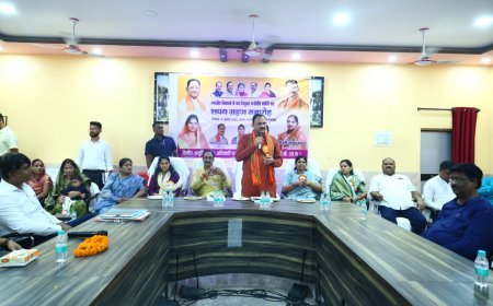 मनेंद्रगढ़, झगराखांड और खोंगापानी के मनोनीत पार्षदों ने ली शपथ, स्वास्थ्य मंत्री श्याम बिहारी जायसवाल रहे मौजूद