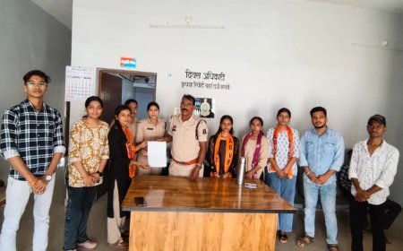 विद्यार्थियों की सुरक्षा को लेकर एबीवीपी मरवाही ने पुलिस को सौंपा ज्ञापन, नियमित गश्त की मांग