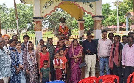 शहीद टीआई विनोद ध्रुव का शहादत दिवस मनाया गया, ग्रामीणों ने दी भावभीनी श्रद्धांजलि