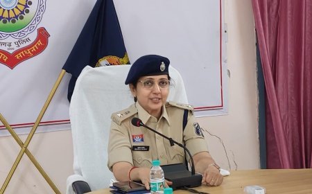 धमतरी में पुलिस-मीडिया संवाद, एसपी भावना पांडेय ने कानून व्यवस्था मजबूत करने मांगे सुझाव