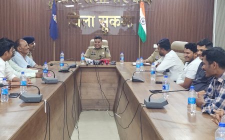 सुकमा में शांति और विकास को मिल रही नई रफ्तार, एसपी मयंक गुर्जर ने गिनाईं पुलिस की प्राथमिकताएं