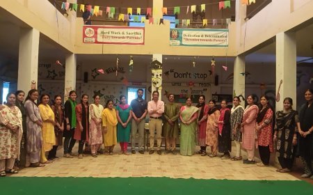 एवीएस में 'मोरल टॉक' की शुरुआत, आचार्य डॉ. अजय आर्य ने दिए व्यक्तित्व निर्माण के तीन सूत्र