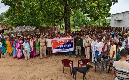 सुकमा में साइबर जागरूकता चौपाल आयोजित, ग्रामीणों को ऑनलाइन ठगी से बचाव की दी जानकारी