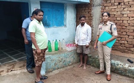बालोद में अवैध शराब पर पुलिस की बड़ी कार्रवाई, 39 पौवा देशी शराब और 11.50 लीटर महुआ शराब जब्त