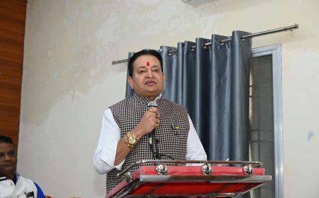 बसना नगर पंचायत में तीन एल्डरमैन ने ली शपथ, विधायक डॉ. संपत अग्रवाल बोले- निष्ठा और पारदर्शिता से करें जनसेवा