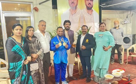 दक्षिण अफ्रीका से डबल गोल्ड जीतकर लौटे जयदीप साहू का सम्मान, राकेश पांडेय ने किया अभिनंदन