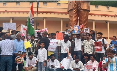 छत्तीसगढ़ में आम आदमी पार्टी का प्रदर्शन, शिक्षा मंत्री के इस्तीफे और सोनम वांगचुक की रिहाई की मांग