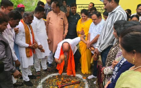 रायपुर उत्तर में विकास की सौगात: त्रिमूर्ति नगर में दो नए आंगनबाड़ी भवनों का लोकार्पण, वार्ड 13 में सामुदायिक भवन का भूमिपूजन