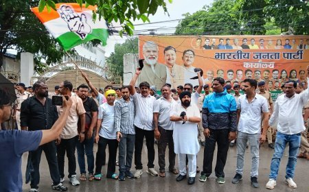 कांग्रेस कार्यकर्ताओं ने भाजपा जिला कार्यालय का किया घेराव, नरेंद्र मोदी और बीजेपी के खिलाफ लगे नारे