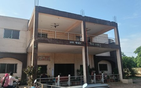 नामांतरण प्रक्रिया में रिश्वत मांगने के आरोप, शिकायत के बाद बिना पैसे हुआ म्यूटेशन