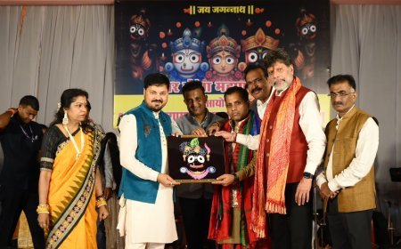 600 वर्ष पुराने ऐतिहासिक गोंचा महापर्व में भक्ति का अद्भुत रंग, पद्मश्री अनुज शर्मा के भजनों से सराबोर हुआ जगदलपुर