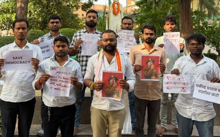 कवर्धा में युवाओं ने प्रधानमंत्री को खून से लिखा पत्र, केंद्रीय शिक्षा मंत्री धर्मेंद्र प्रधान के इस्तीफे की मांग