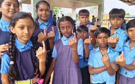 लोकतांत्रिक प्रक्रिया से हुआ बाल संसद चुनाव, छात्रों ने निभाई चुनाव अधिकारियों की जिम्मेदारी