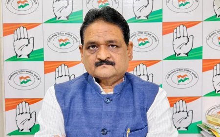 स्कूल-कॉलेजों में फीस वृद्धि पर कांग्रेस का विरोध, गरीब छात्रों पर बढ़ते आर्थिक बोझ का लगाया आरोप