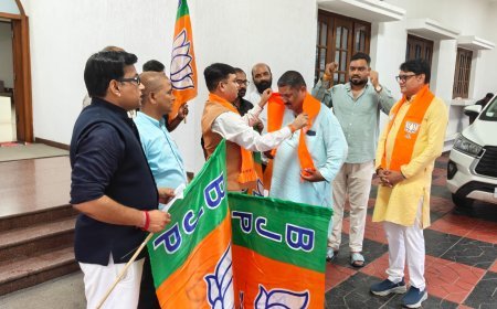 संत रविदास जयंती के उपलक्ष्य में वाराणसी रवाना हुआ भाजपा प्रतिनिधिमंडल, पवित्र माटी और जल से चलेगा सामाजिक समरसता अभियान