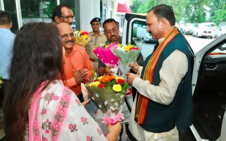 स्वास्थ्य मंत्री श्याम बिहारी जायसवाल का कांकेर दौरा, जनप्रतिनिधियों और प्रशासन ने किया आत्मीय स्वागत