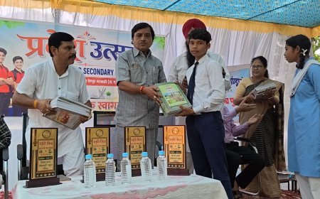 मिशन स्कूल के शताब्दी वर्ष में शाला प्रवेश उत्सव का भव्य आयोजन, पूर्व छात्रों ने विकास में सहयोग का लिया संकल्प