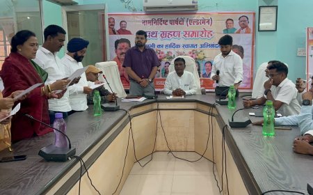 कवर्धा नगर पालिका में नवनियुक्त एल्डरमेन ने ली पद एवं गोपनीयता की शपथ