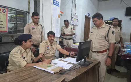 रायगढ़ पुलिस की बड़ी कार्रवाई, देह व्यापार के दो अड्डों पर छापेमारी, 4 आरोपी गिरफ्तार