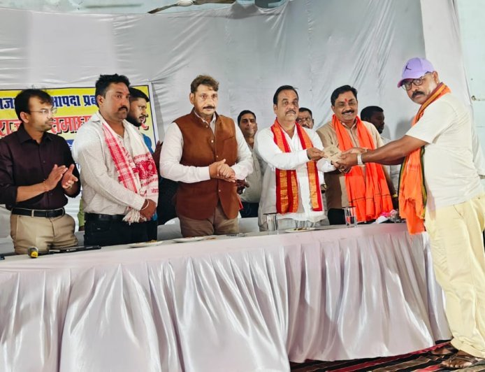 सहसपुर लोहारा में विशेष राजस्व शिविर की शुरुआत, पहले दिन 96 में से 85 मामलों का मौके पर निराकरण